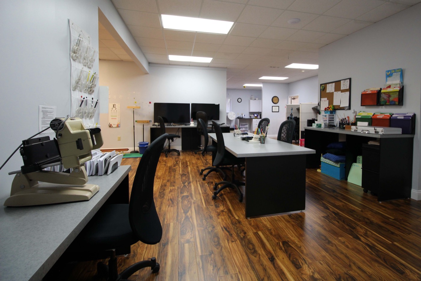 The Walesby Vision Center therapy room